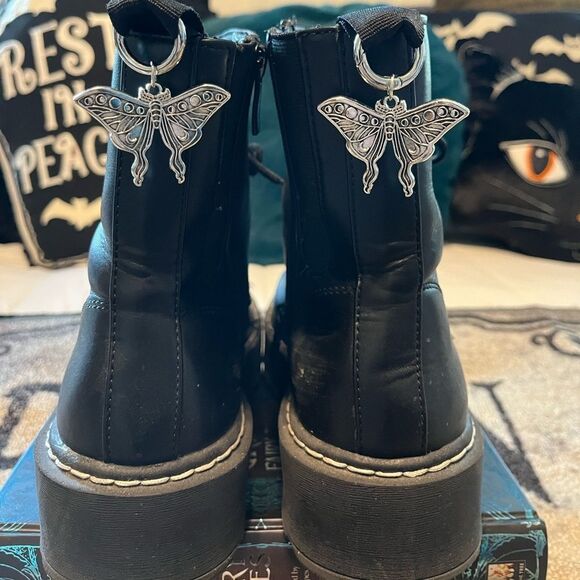 Jewelry - Gothic Lunar Moth Boot Charm With engraved Moon Phase, Silver Tone